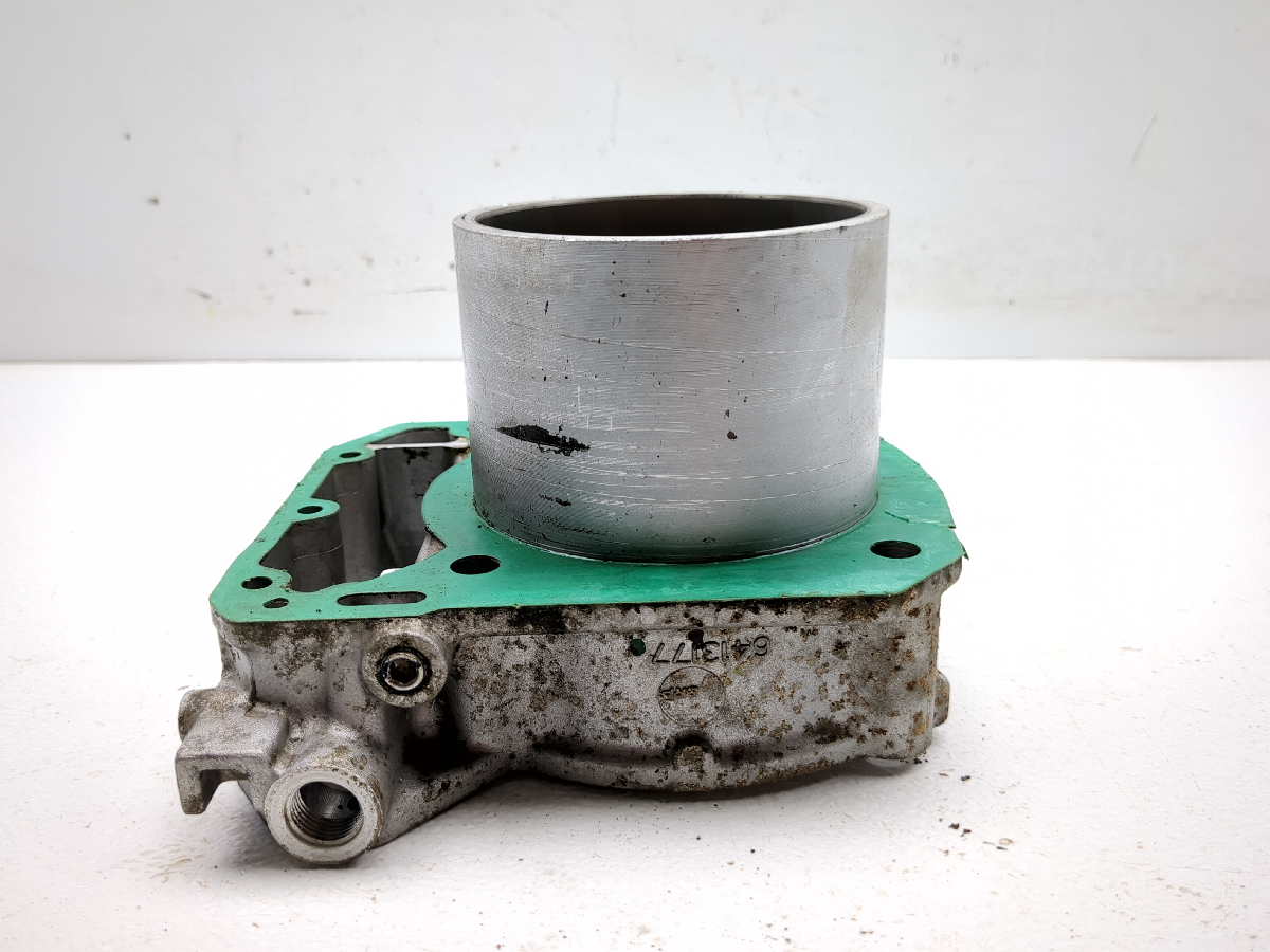 23-25 Can Am Outlander 500 Engine Motor Cylinder Head Jug 6413177