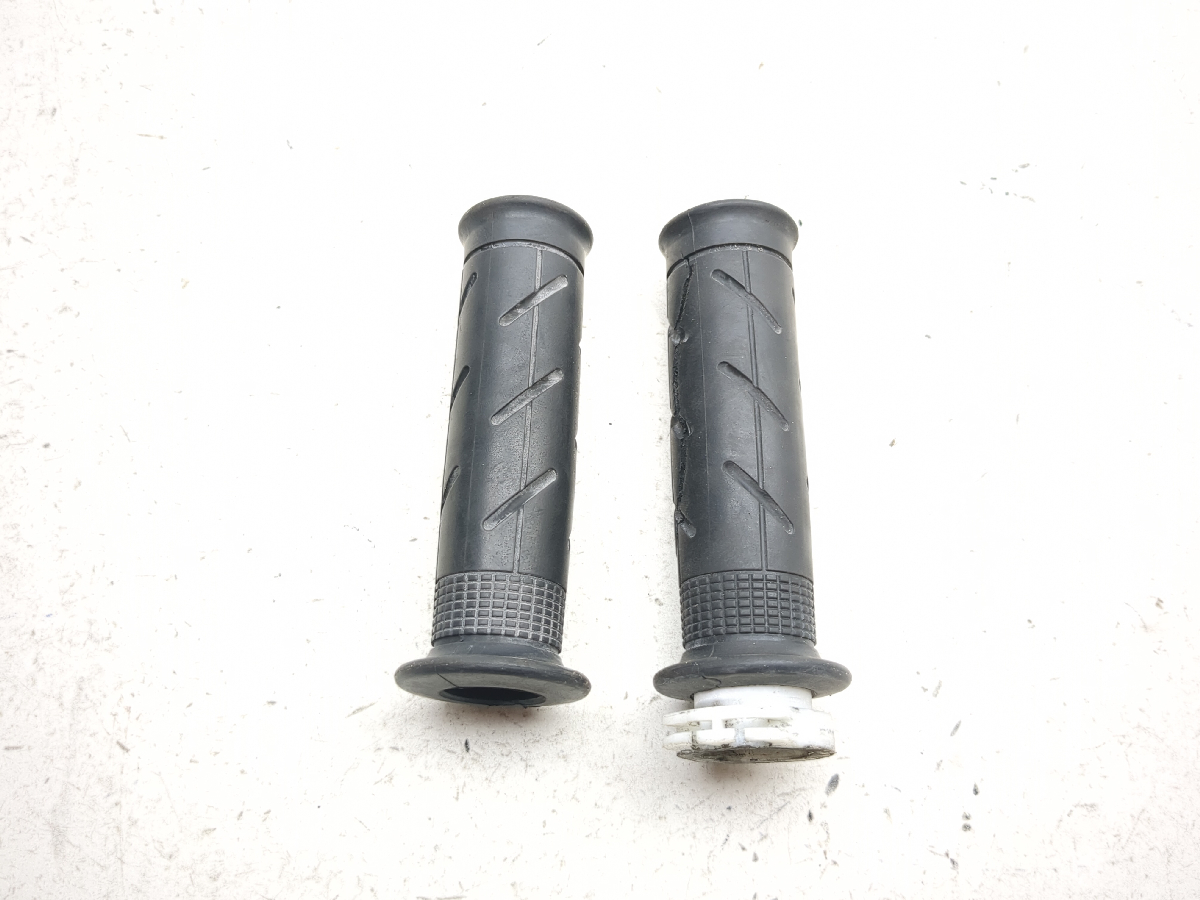12-16 Honda CBR1000RR Throttle Tube And Grips