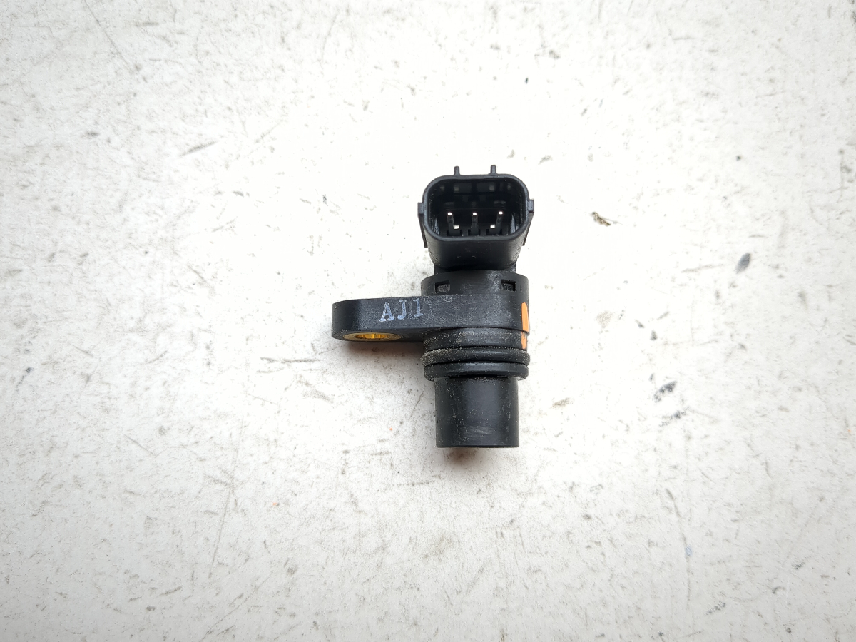 12-16 Honda CBR1000RR Engine Motor Camshaft Position Sensor
