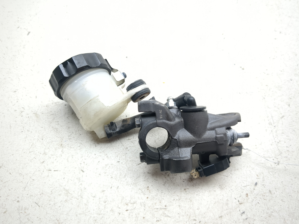 12-16 Honda CBR1000RR Right Front Brake Master Cylinder