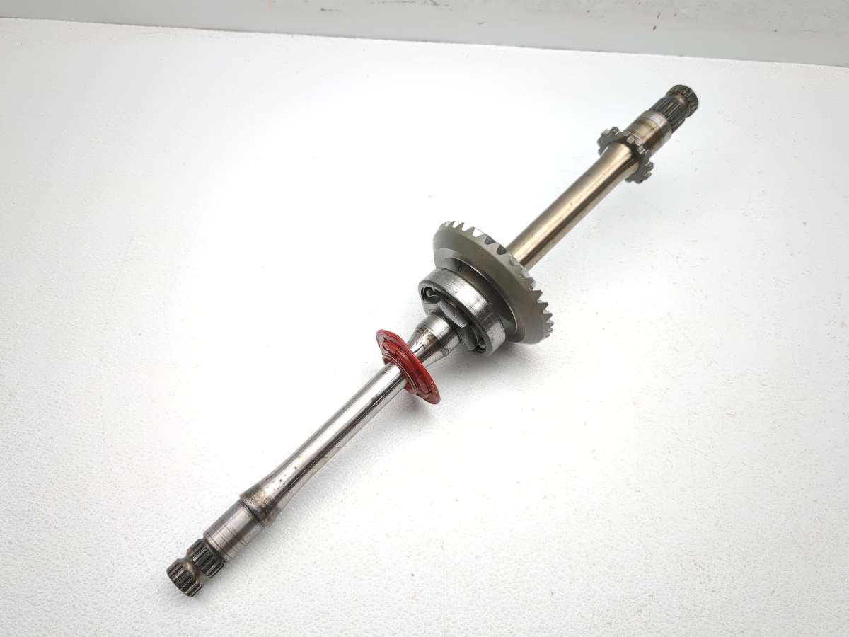 23-25 Can Am Outlander 500 Transmission Bevel Gear Shaft Motor Engine Output