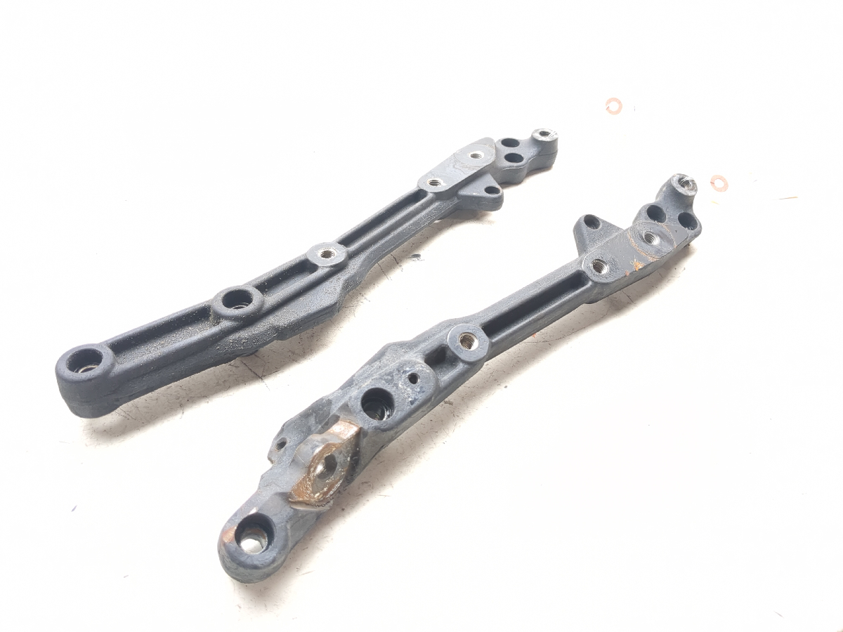 10-14 Victory Cross Roads Lower Frame Engine Motor Mount Brackets Set Pair