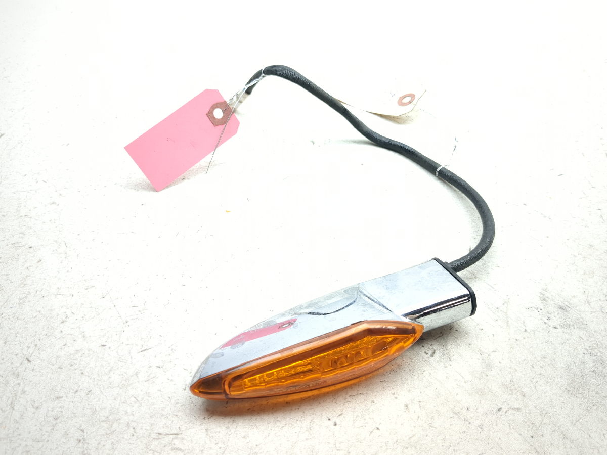 10-14 Victory Cross Roads Rear Left Turn Signal Flasher Indicator Light