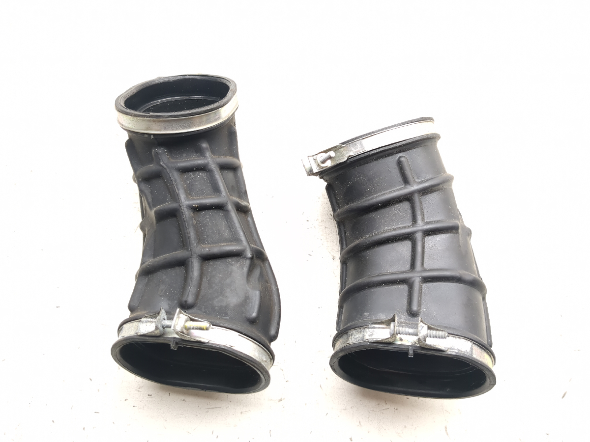 06-24 Suzuki VZR1800 M109R Boulevard BOSS Air Intake Tubes Set Pair