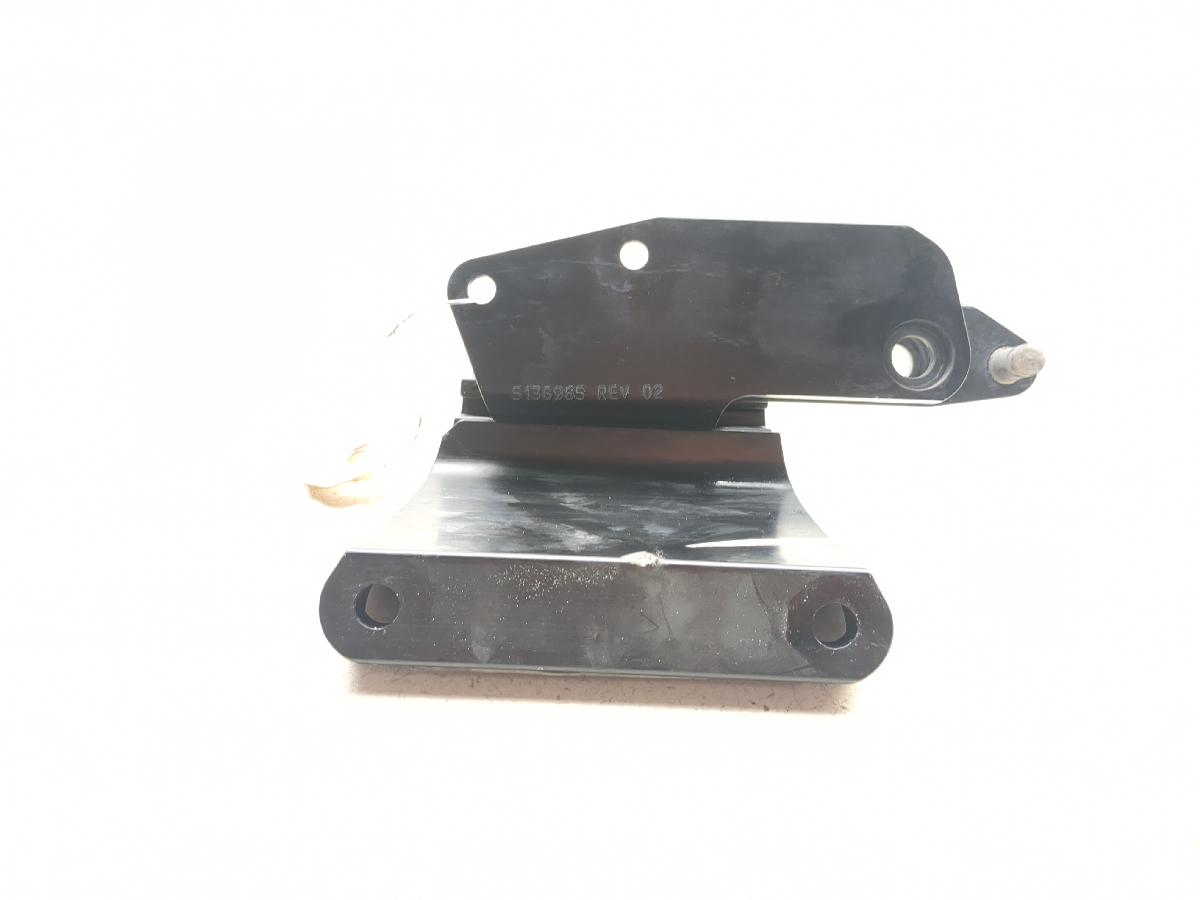 10-14 Victory Cross Roads Front Right Foot Rest Peg Mount Bracket Holder