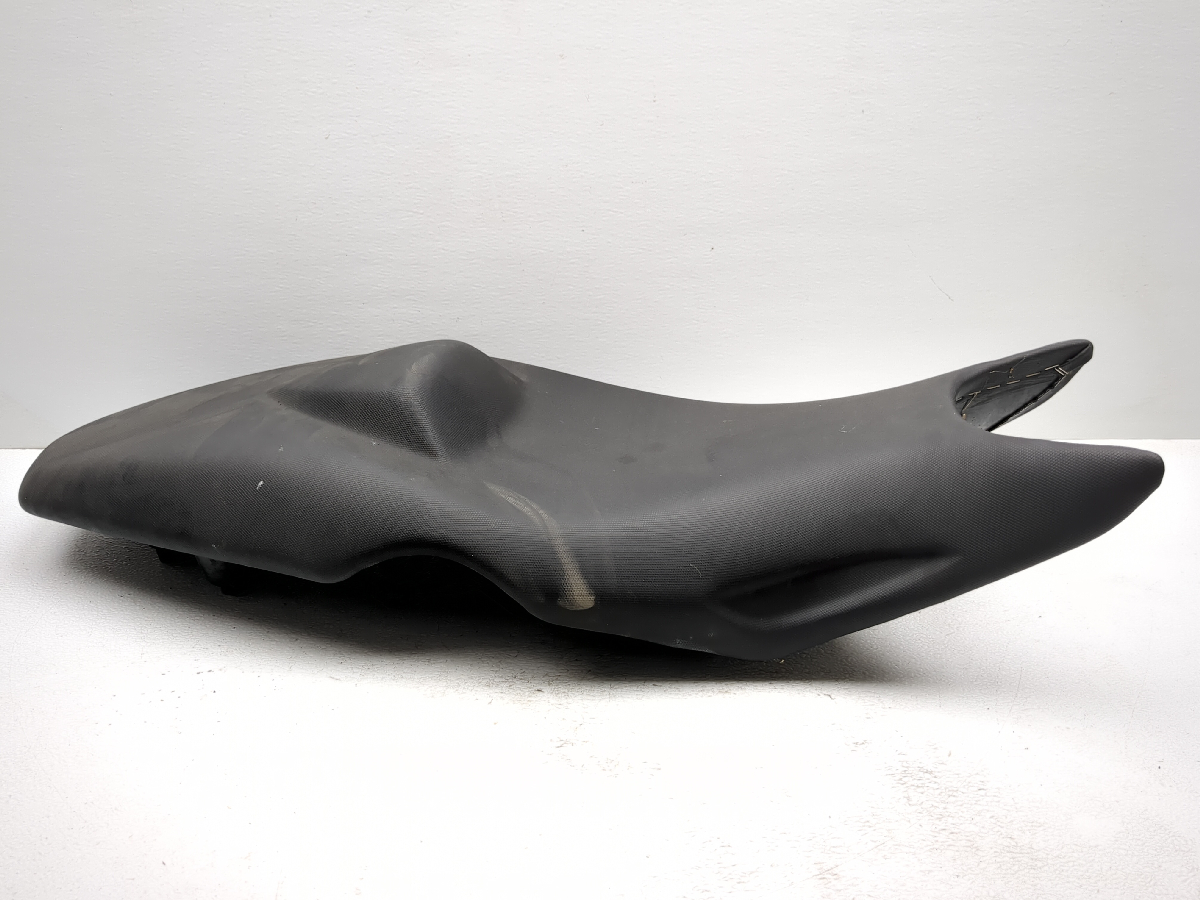 06-13 BMW F800ST Full One Piece Driver Passenger Seat