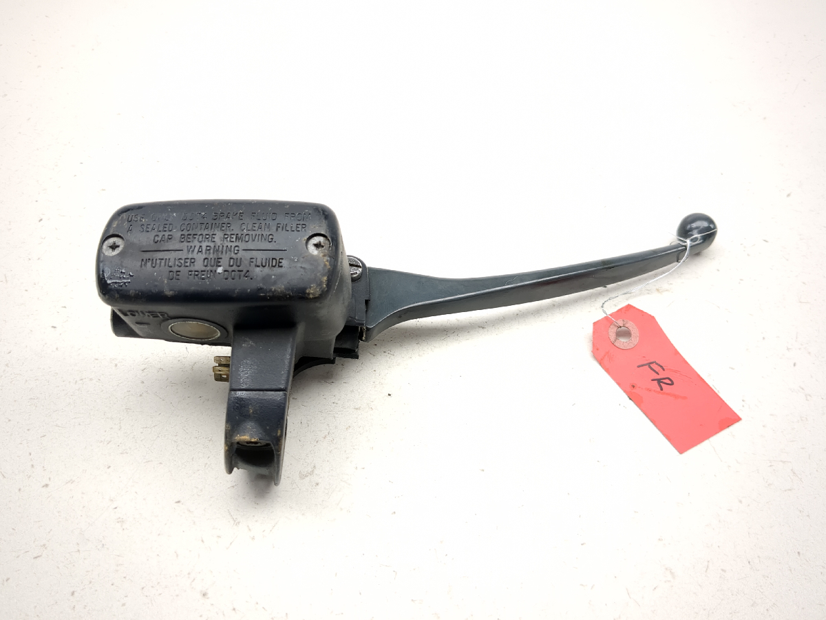 88-00 Honda GL1500 SE Goldwing Right Front Brake Master Cylinder