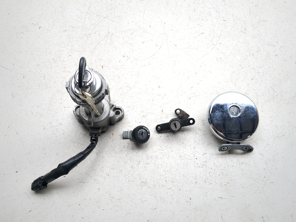 11-25 Kawasaki VN1700 Vulcan Vaquero Lock Set Ignition Switch Cap And Key