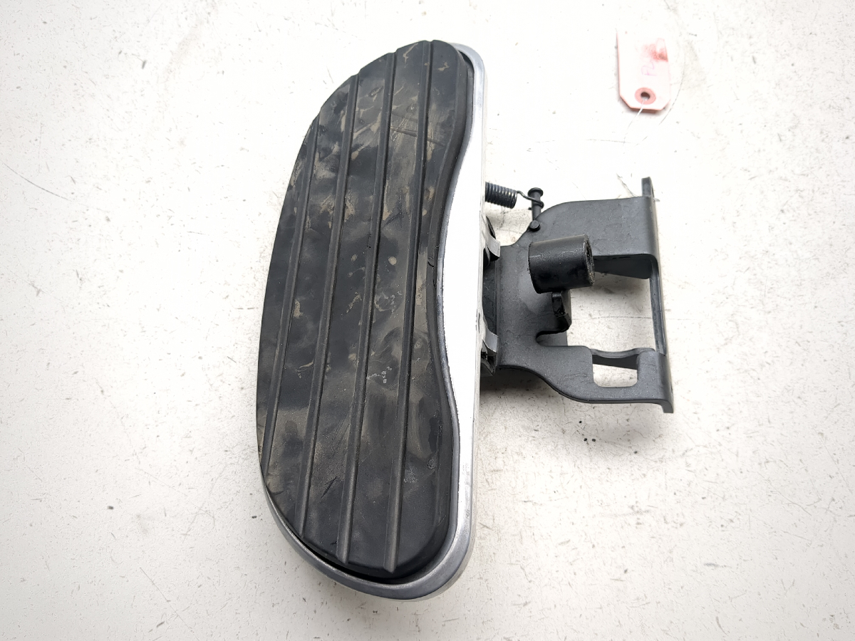 11-25 Kawasaki VN1700 Vulcan Vaquero Front Left Floorboard Floor Board