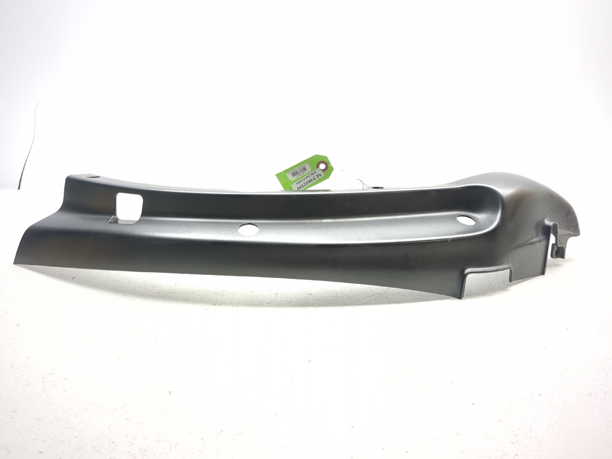 11-25 Kawasaki VN1700 Vulcan Vaquero Rear Left Strut Cover 14092-0800