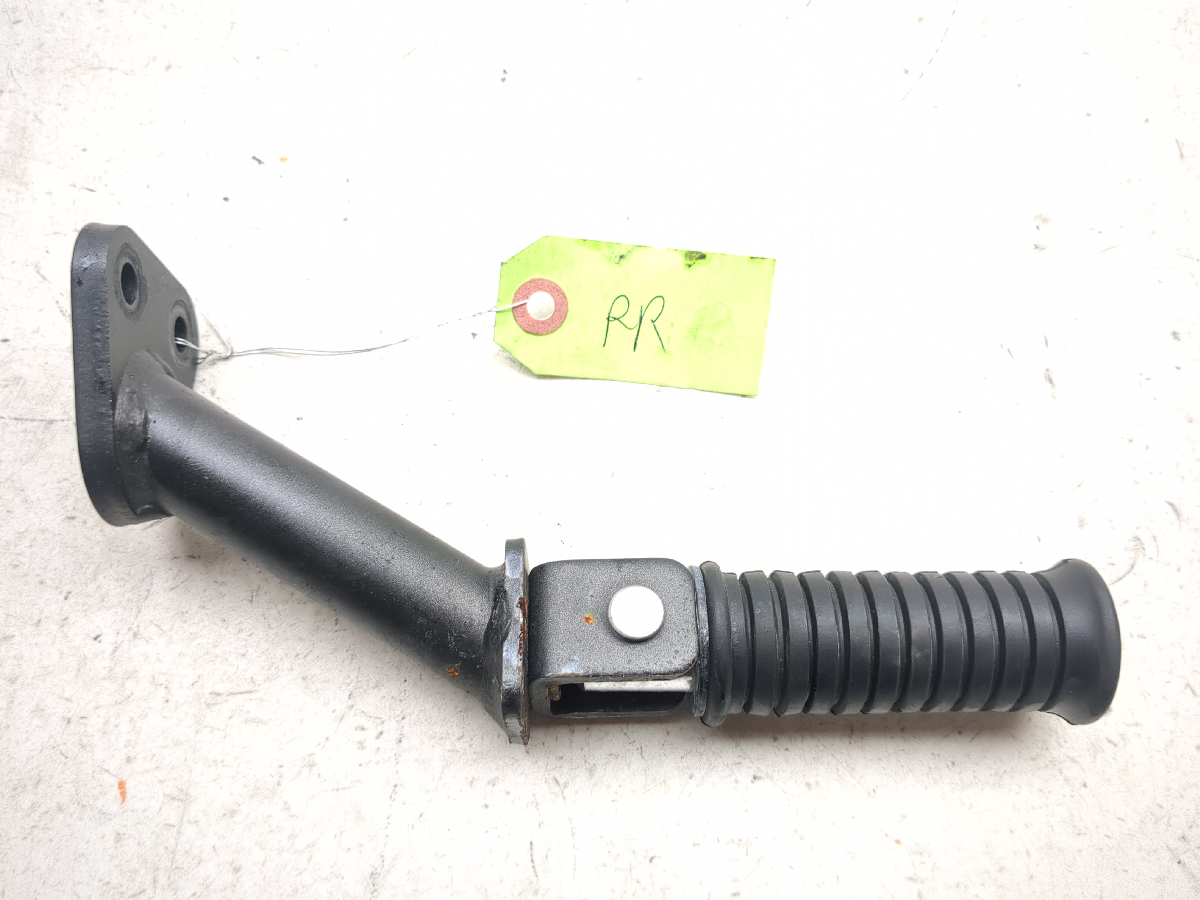 11-25 Kawasaki VN1700 Vulcan Vaquero Rear Right Passenger Foot Peg