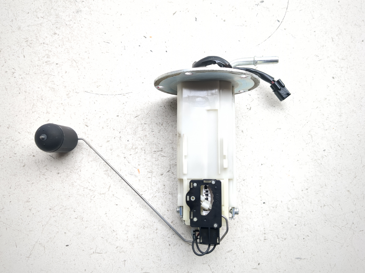 11-25 Kawasaki VN1700 Vulcan Vaquero Petrol Gas Fuel Pump Assembly 49040-0035