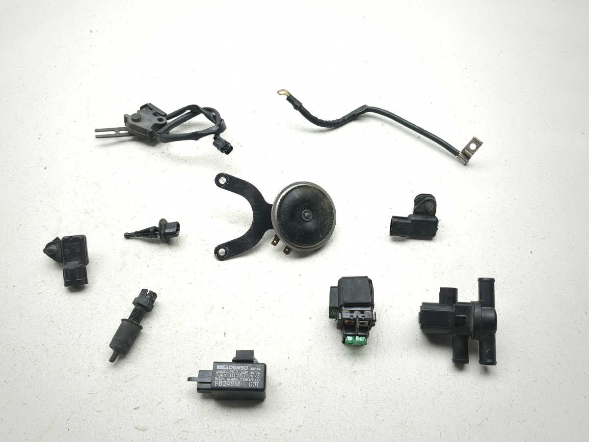 10-22 Kawasaki ZG1400C Concours Relay Set Kickstand Starter Air Valve 21176-0058