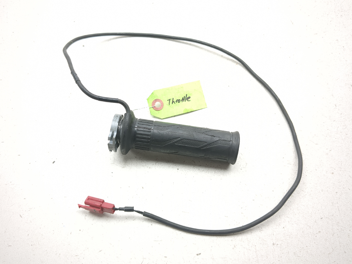 10-22 Kawasaki ZG1400C Concours Throttle Tube With Grip