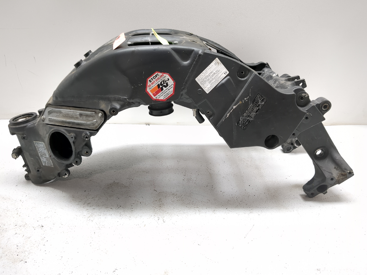 10-22 Kawasaki ZG1400C Concours  Main Frame Chassis DAMAGED SLVG