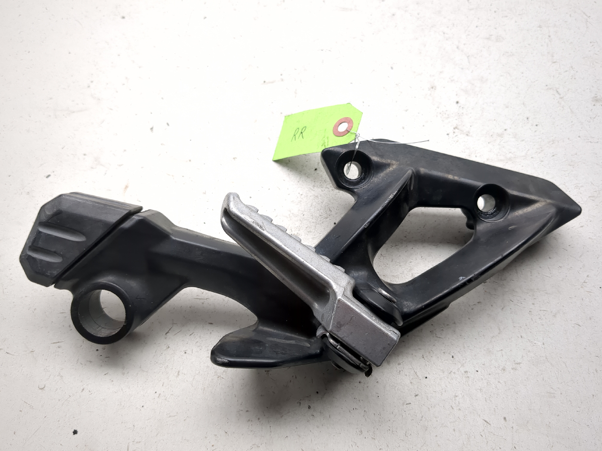10-22 Kawasaki ZG1400C Concours Rear Right Passenger Foot Peg