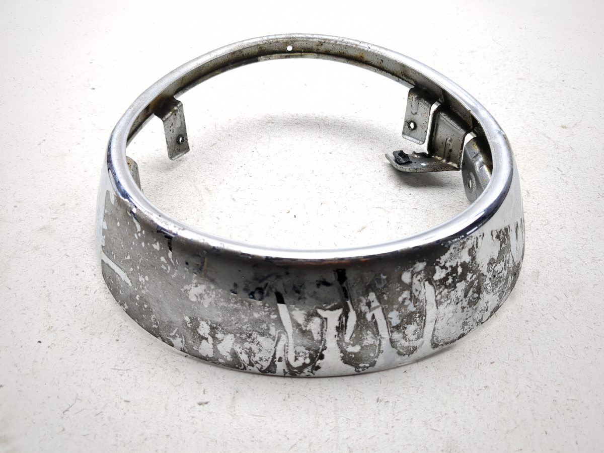 04-10 Kawasaki Vulcan 2000 VN2000 Headlight Bezel Ring