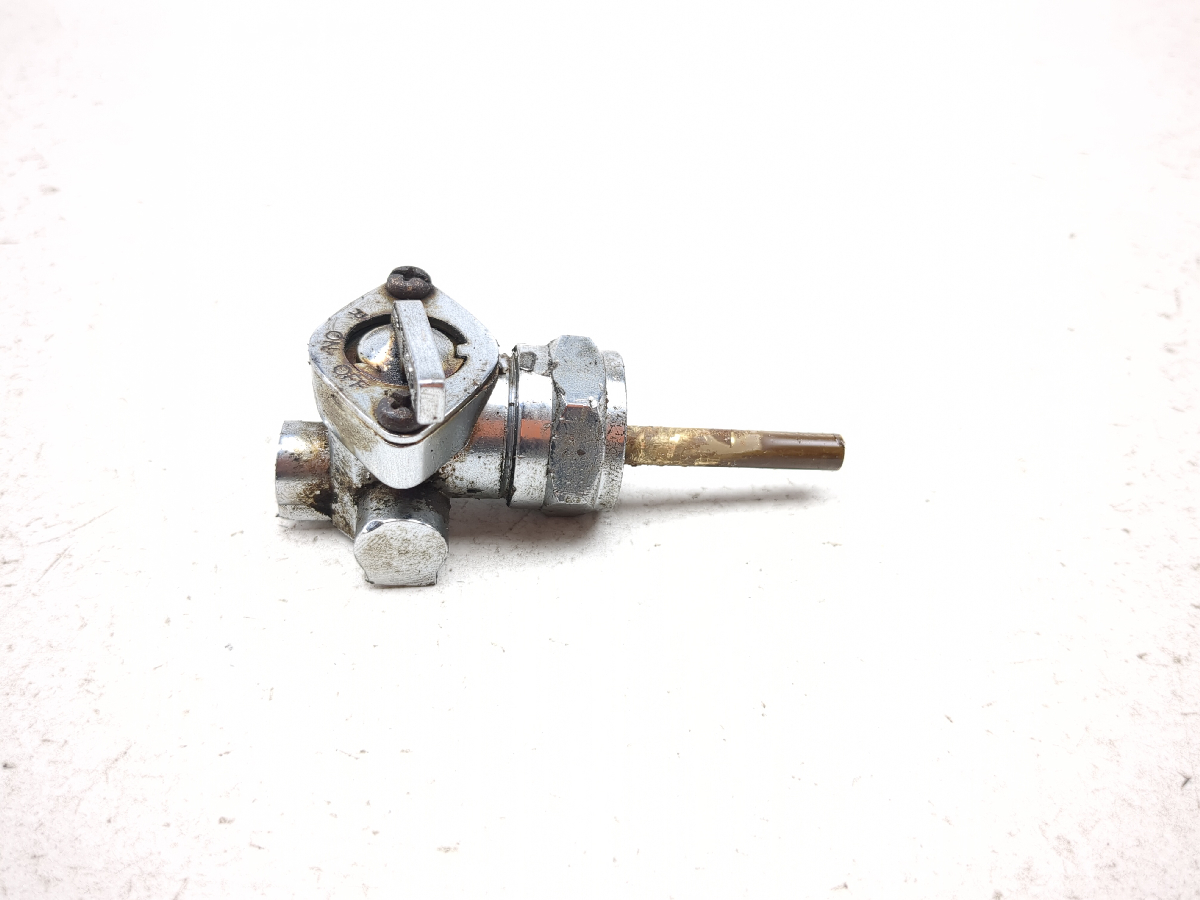 04-06 Harley Sportster 883 XL883 Petcock Gas Fuel Shut Off TRSH PL