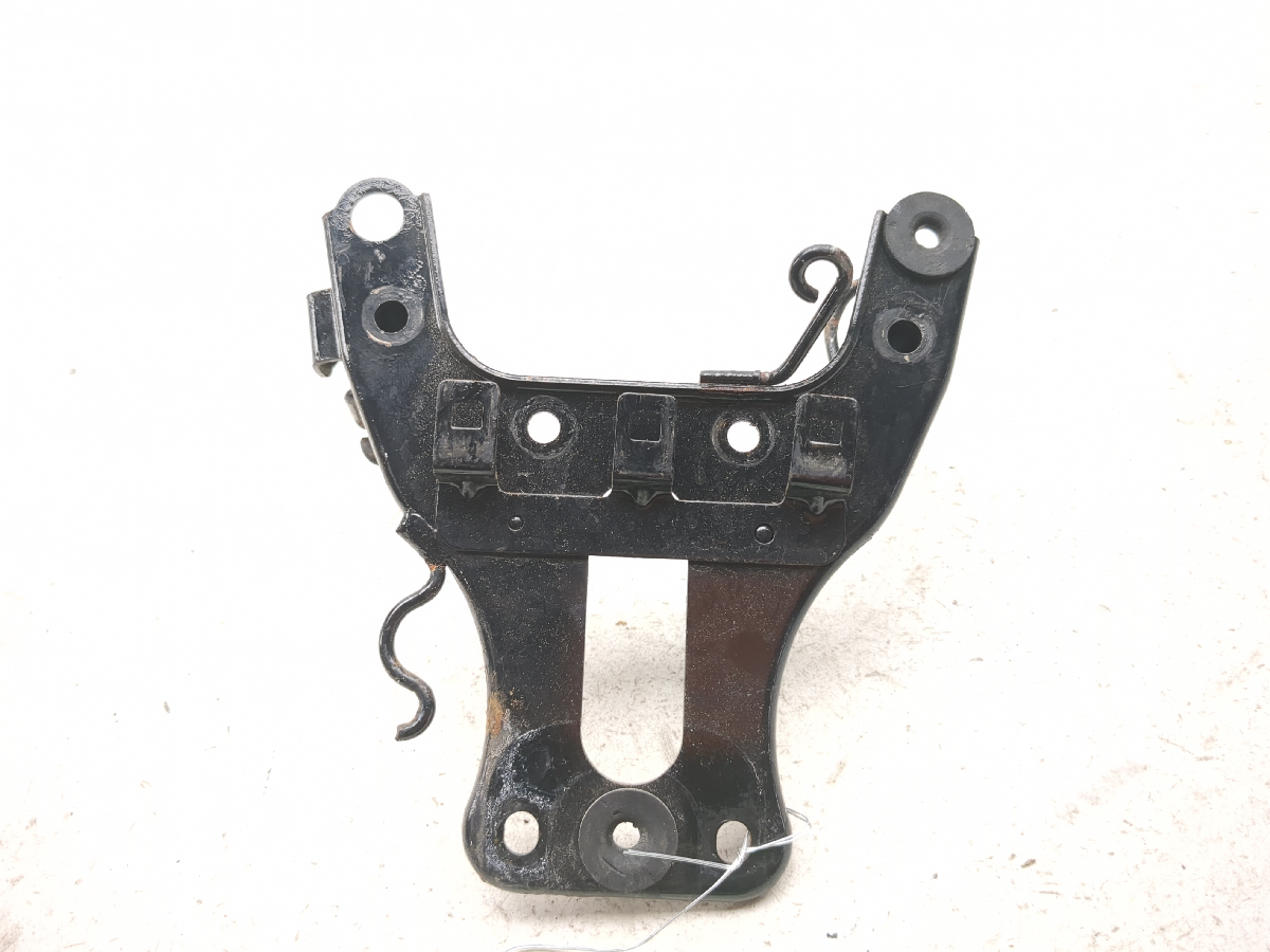 04-10 Kawasaki Vulcan 2000 VN2000 Ignition Coil Mount Bracket Holder TRSH PL