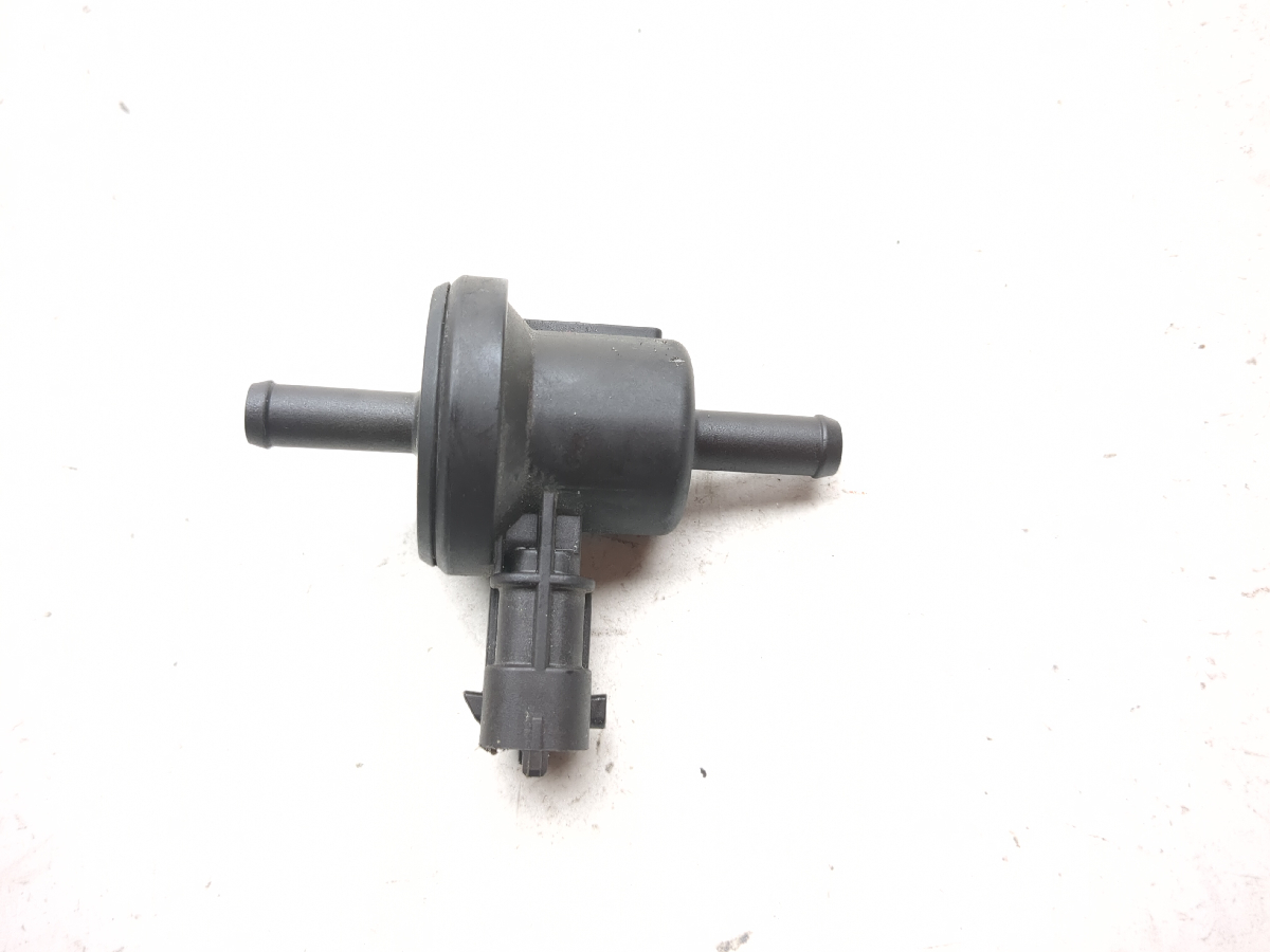 20-24 Aprilia RS660 Vapor Air Breather Valve 280142539