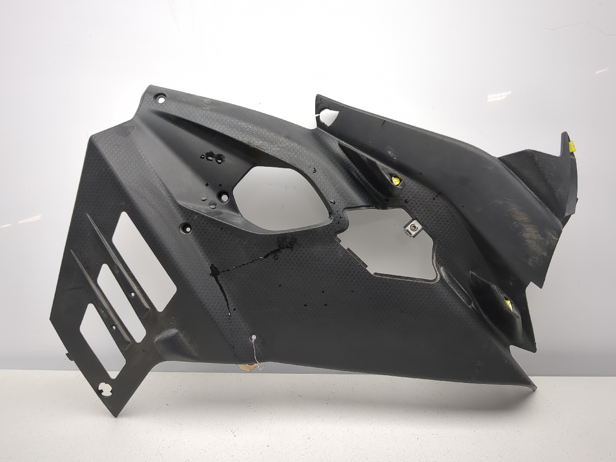 20-24 Aprilia RS660 Front Right Inner Fairing Cover Panel 2B006622