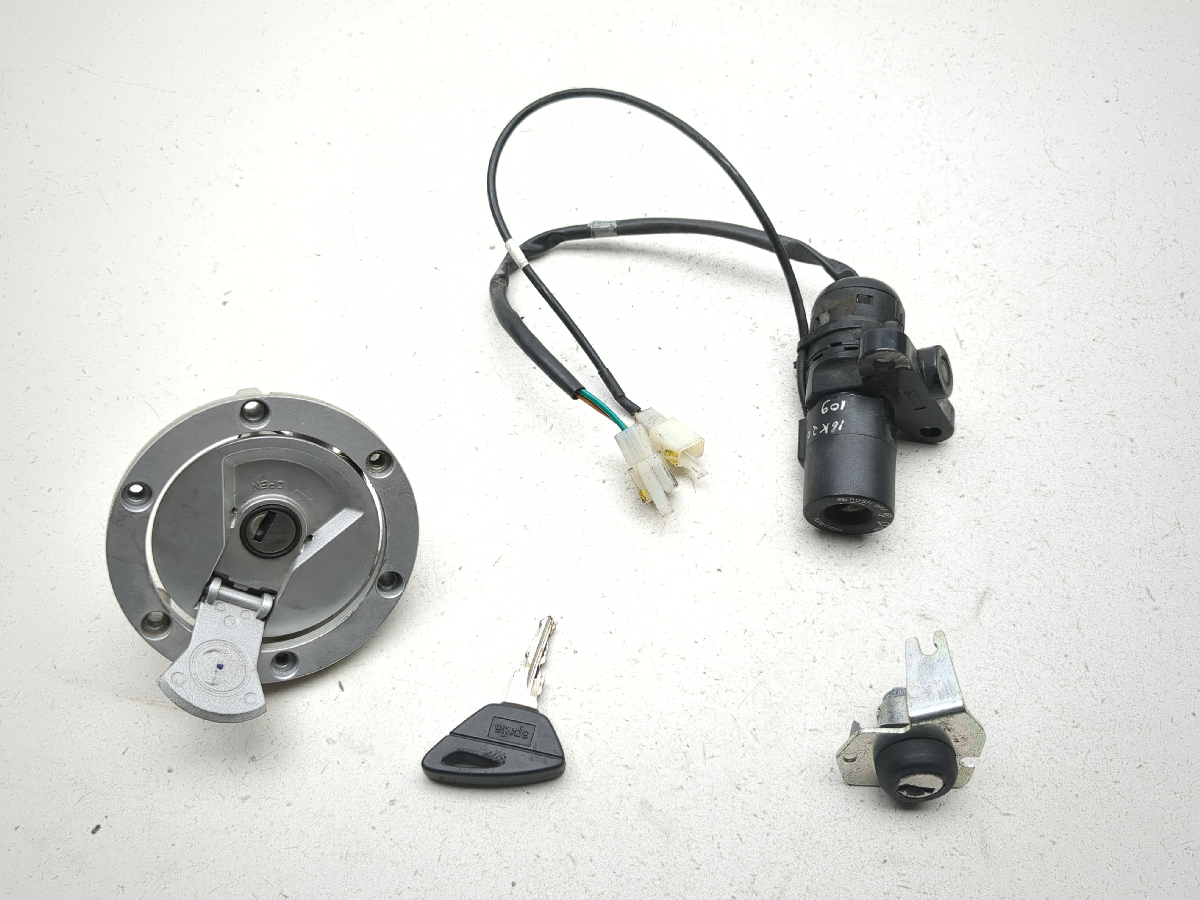 20-24 Aprilia RS660 Lock Set Ignition Switch Cap And Key W/ Trunk Lock