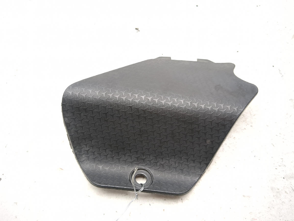 20-24 Aprilia RS660 Front Right Radiator Shroud Cover Panel 2B006639