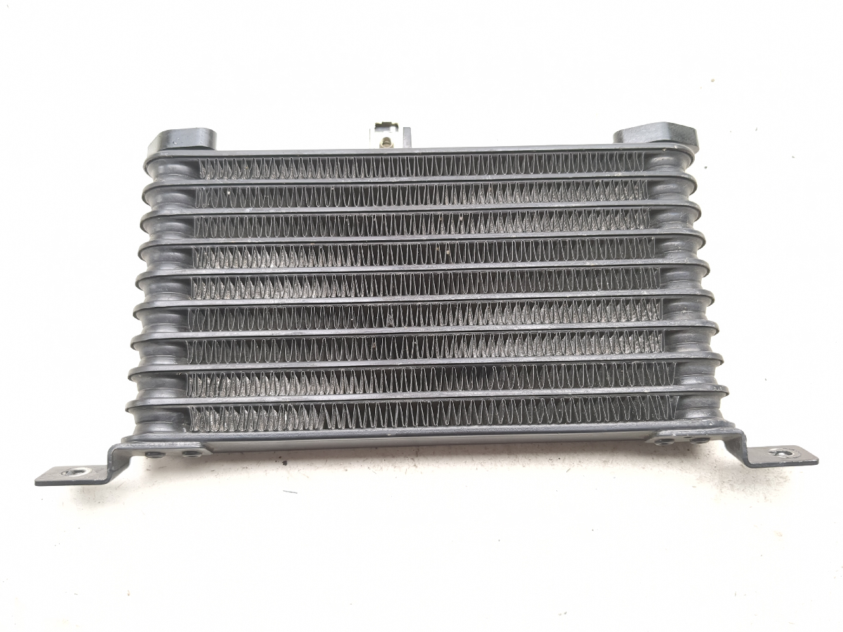 05-10 Triumph Sprint ST 1050 Engine Motor Oil Cooler