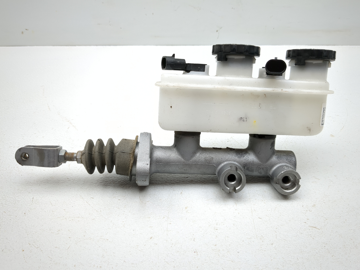 21-24 Polaris Slingshot S Rear Brake Master Cylinder