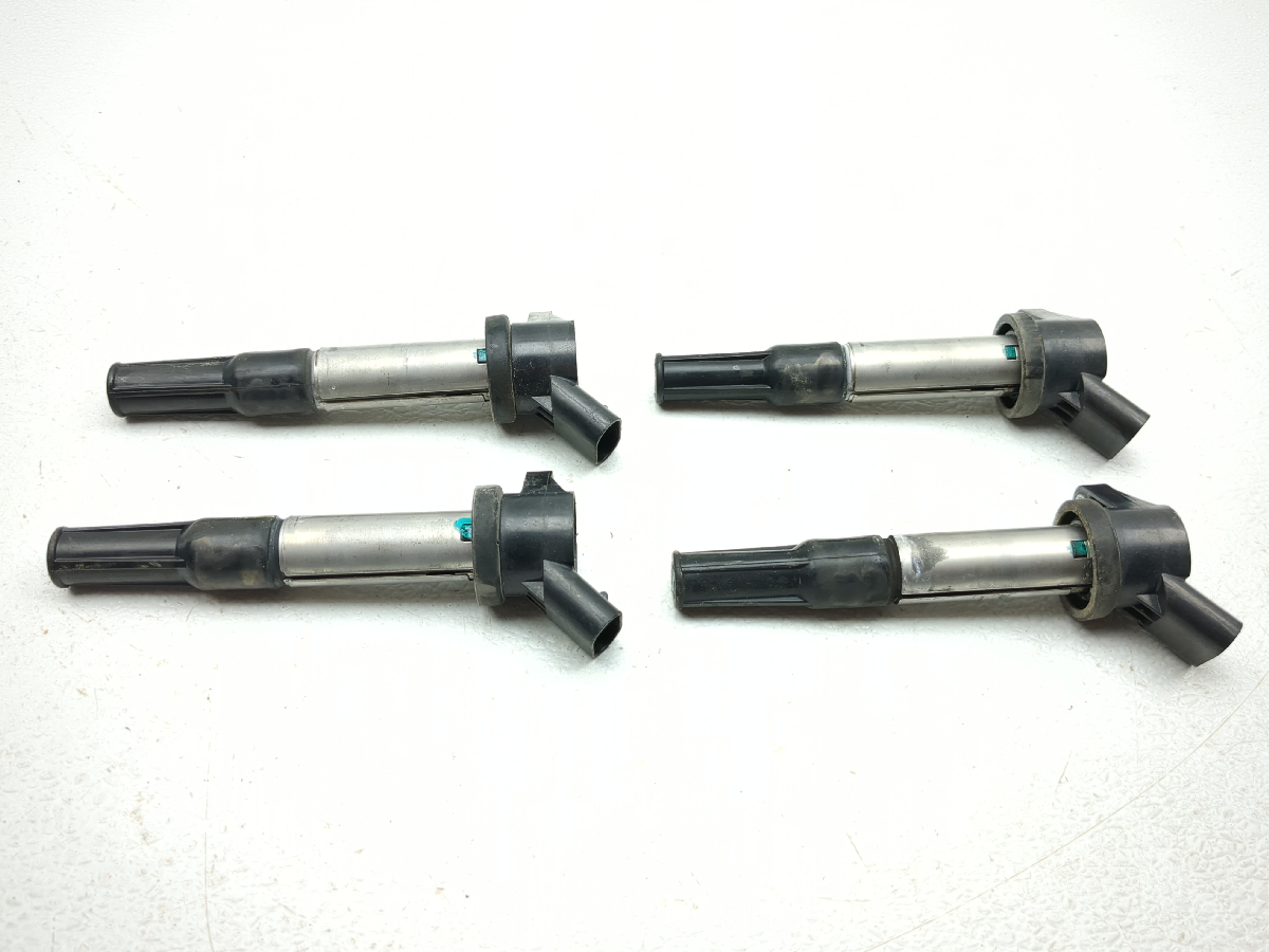21-24 Polaris Slingshot S Ignition Coil Plugs Packs 28445098