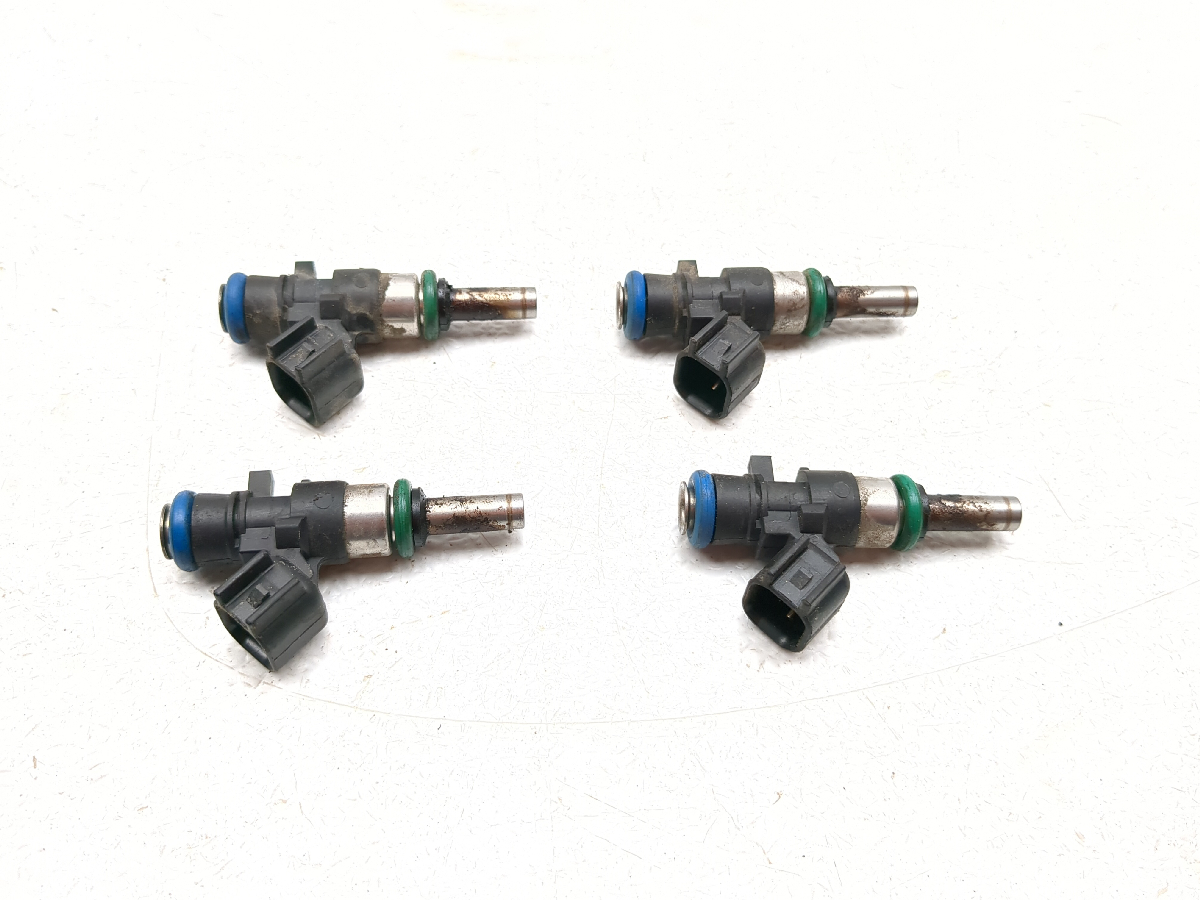 21-24 Polaris Slingshot S Petrol Gas Fuel Injector Set