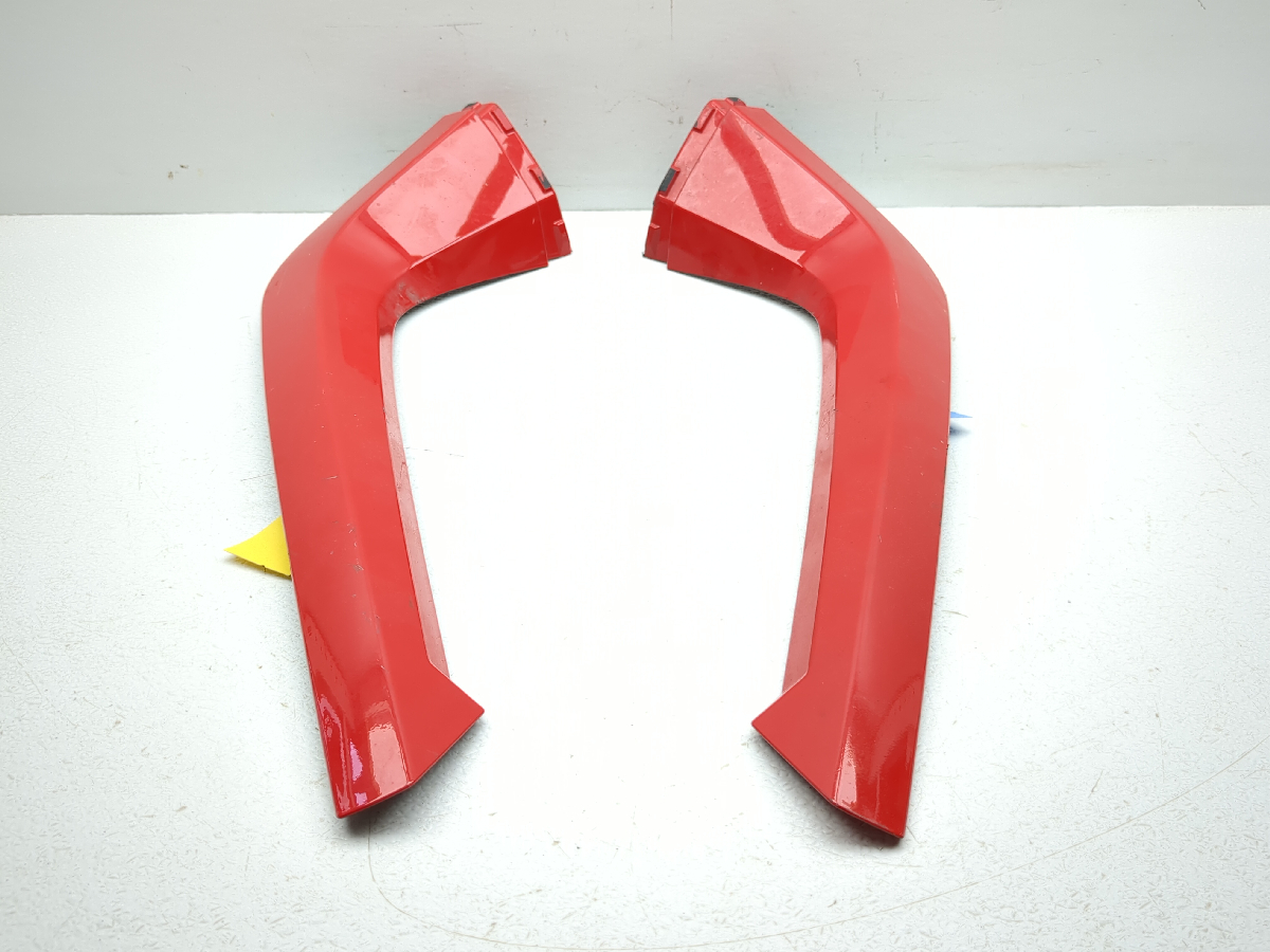 21-24 Polaris Slingshot S Front Fender Trim Set Pair 5450050 5450049