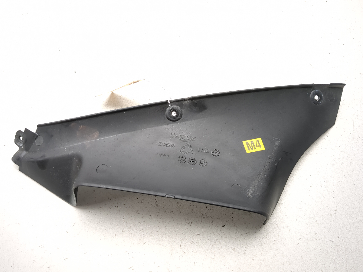 05-10 Triumph Sprint ST 1050 Left Inner Radiator Shroud Cover Panel 2301586