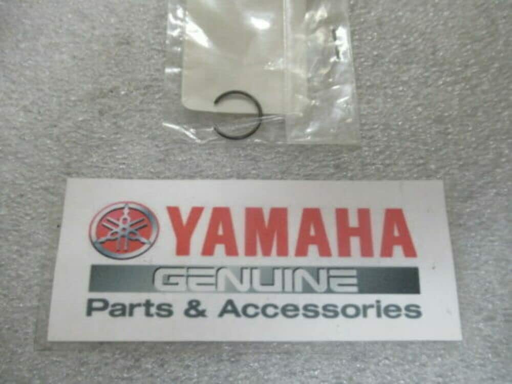 YAMAHA YZ80 MOTOCROSS CIRCLIP OEM 93450-13130-00 QTY3