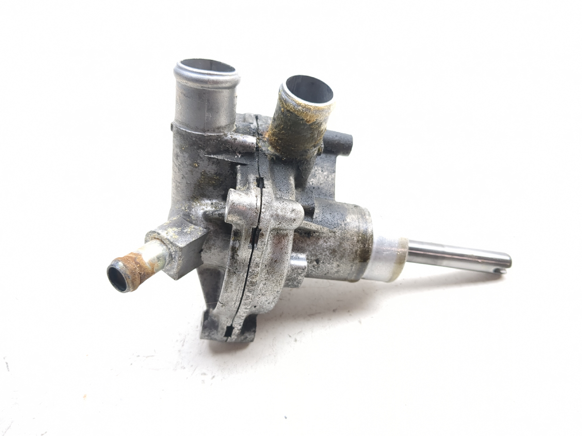 02 Honda VFR800 Interceptor Engine Motor Water Pump