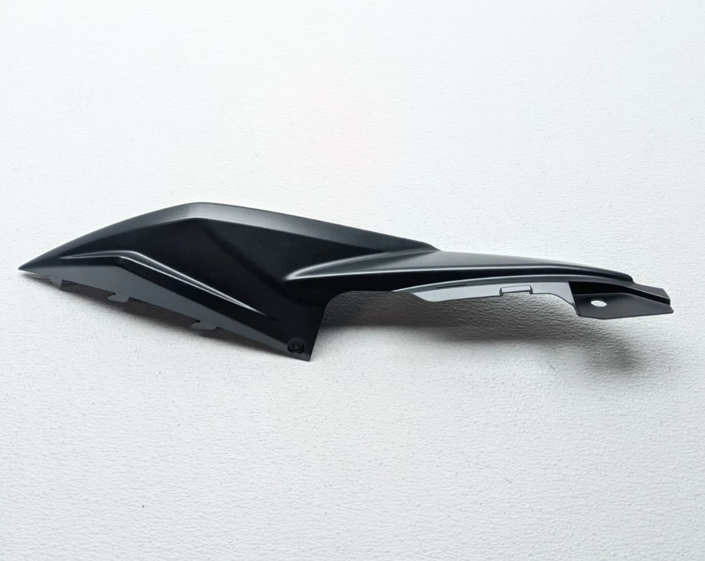 パーツ gs400.gsx400f.gsx750.GSX1000 2015-2022 Suzuki GSX-S750AL8 Frame Cover (For YKV) Fairing 47210