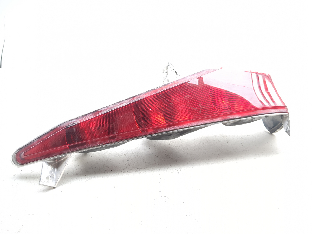 08-15 Victory Vision Tour Rear Left Taillight Tail Brake Light Lamp Lens