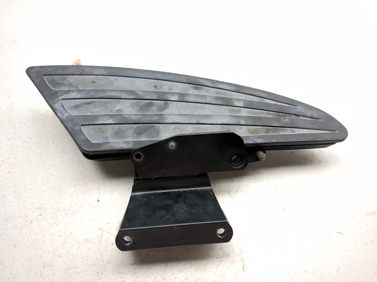 08-15 Victory Vision Tour Front Right Floorboard Floor Board