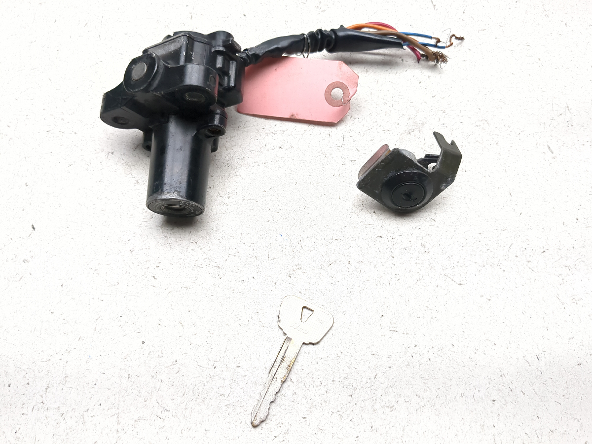 06-08 Yamaha YZF-R6R YZF R6 Ignition Switch Lock Accessory With Key