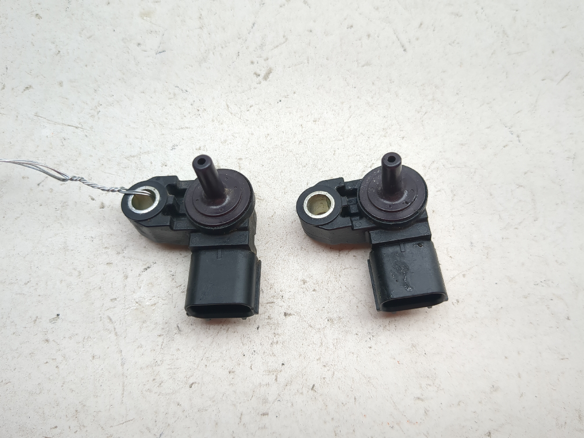 12-15 Triumph Tiger Explorer Air Pressure Sensors Set Pair
