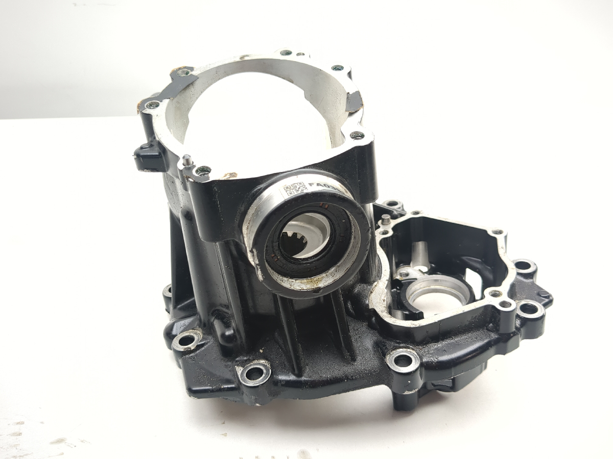 12-15 Triumph Tiger Explorer Output Pinion Drive Shaft Gear Housing FA03984