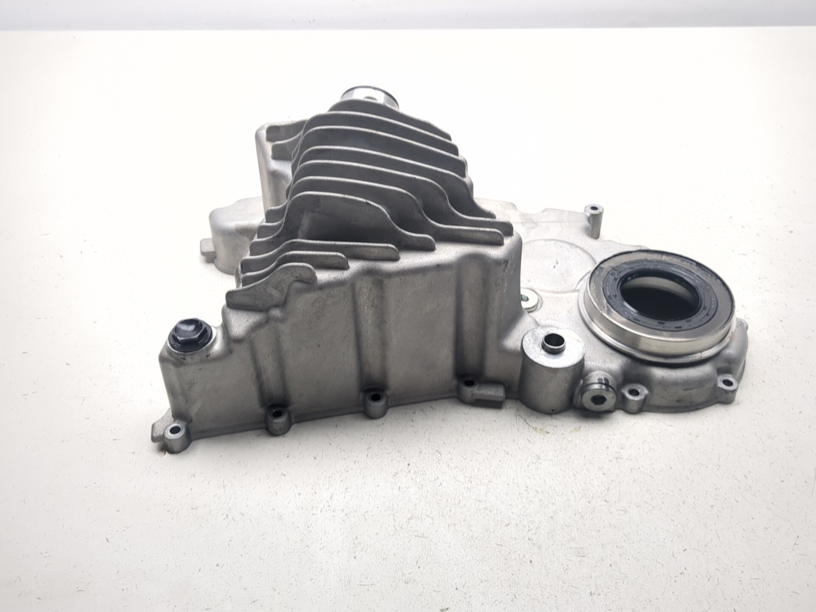 13-20 BMW C650GT Left Engine Motor Gearbox Side Cover 7729639