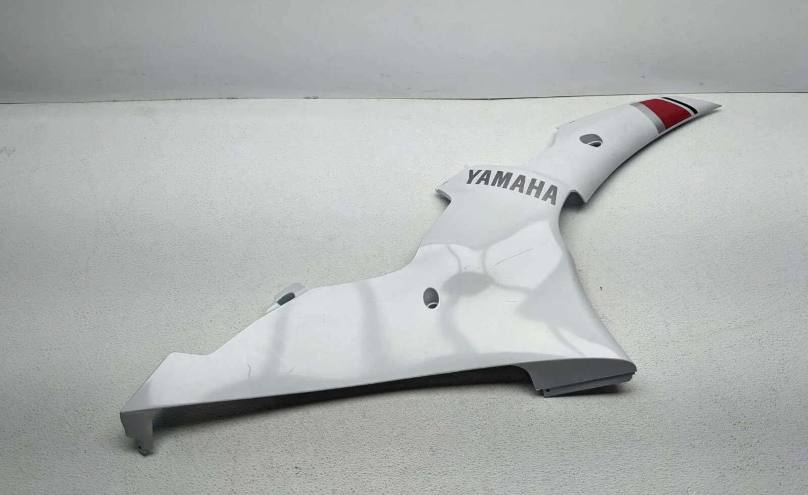 08-16 Yamaha YZF-R6 OEM RH Lower Side Mid Fairing Cover SCRATCHED