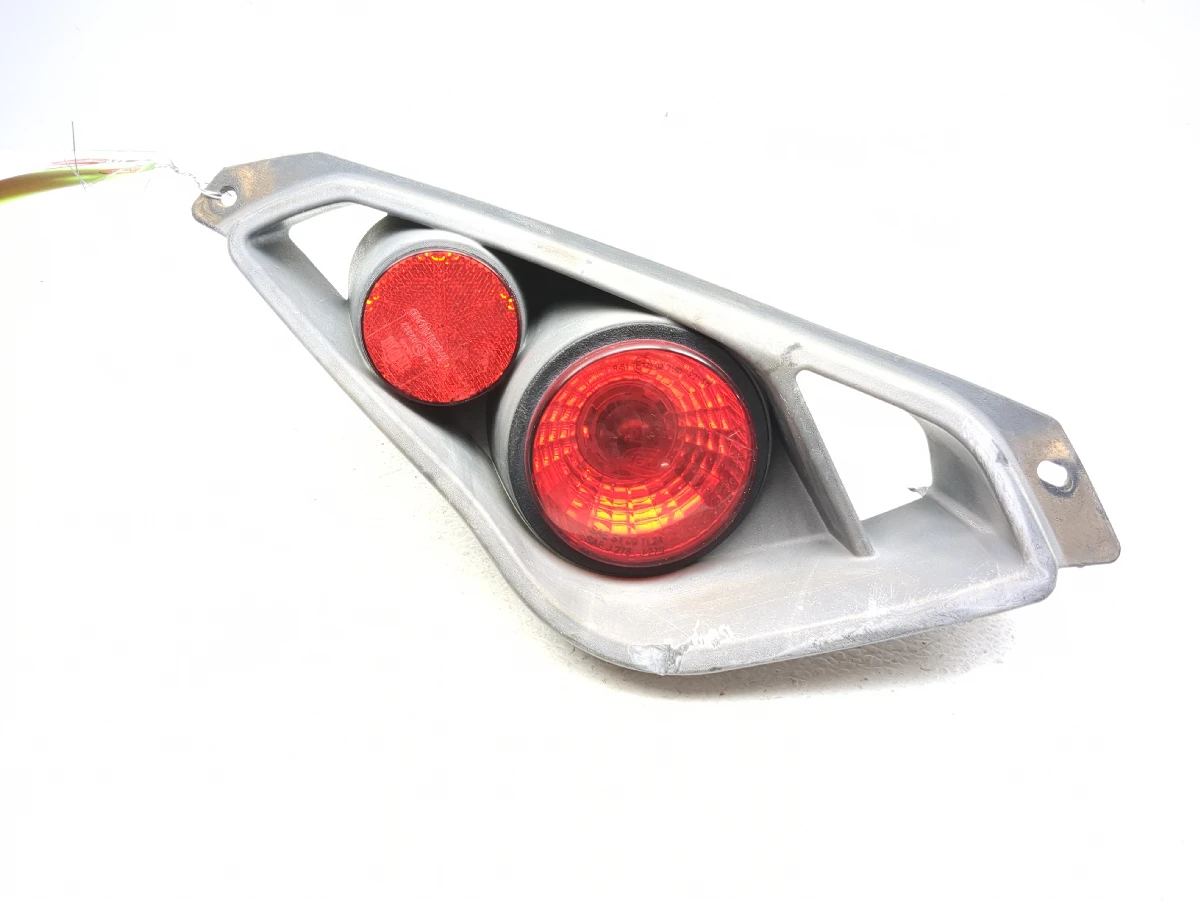 15 16 Can Am Maverick 1000R Turbo XDS Rear Left Taillight Tail