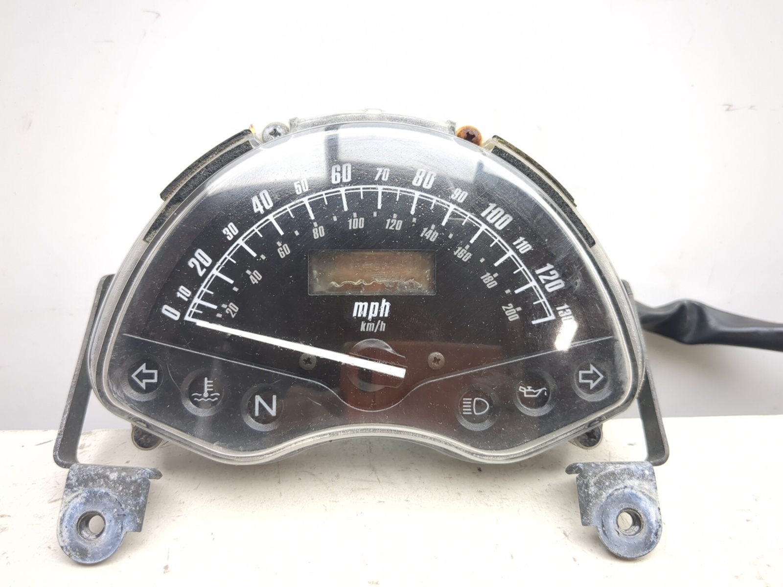 04-09 Honda VTX1300C VTX 1300 Gauge Speedometer Tachometer Display