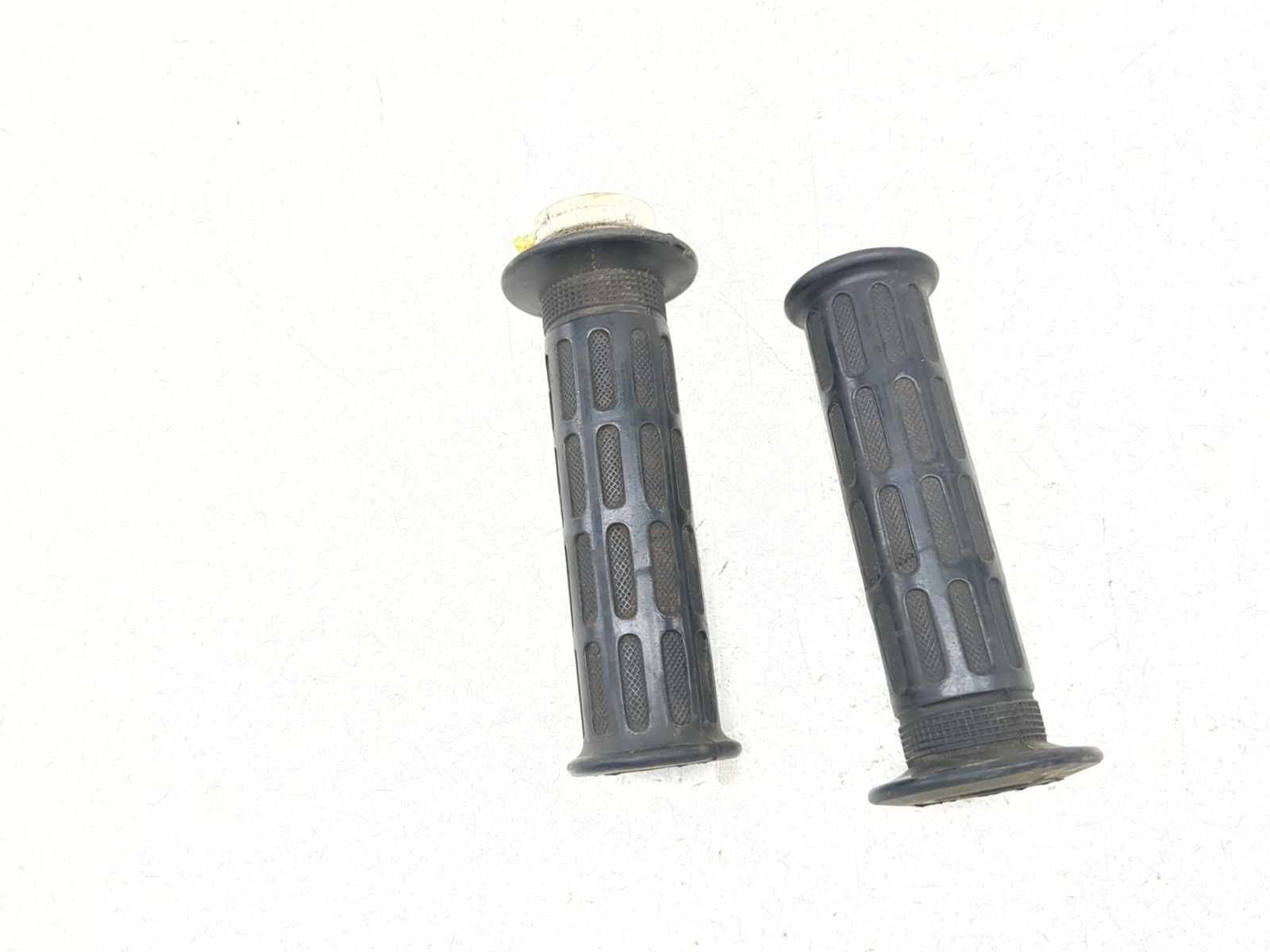 91-08 Honda Nighthawk CB250 Throttle Tube And Grips Set