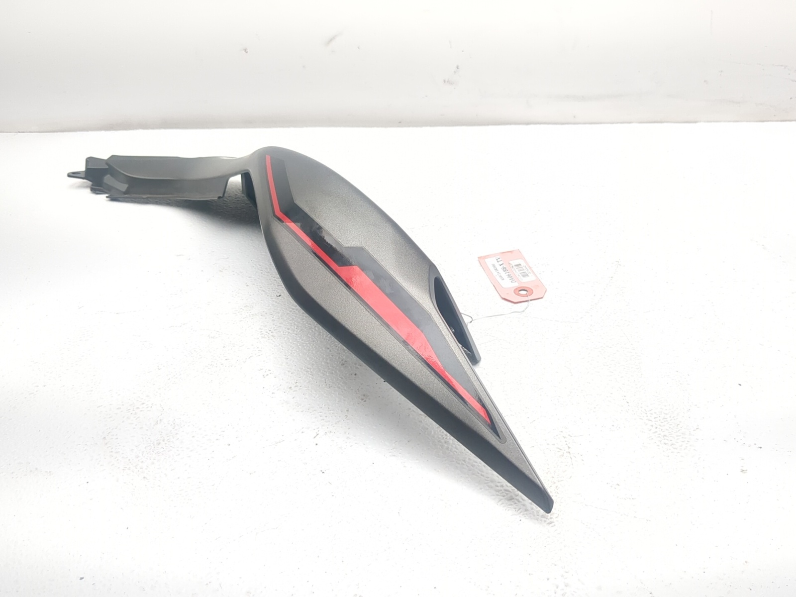 24 25 Kawasaki Z500 Rear Right Tail Fairing Cover Panel 36043-0003