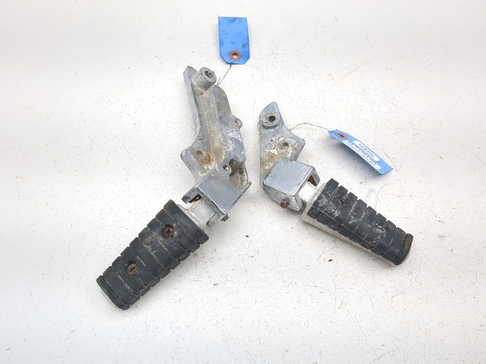 81-97 Yamaha Virago XV750 Left & Right Passenger Foot Pegs Rear