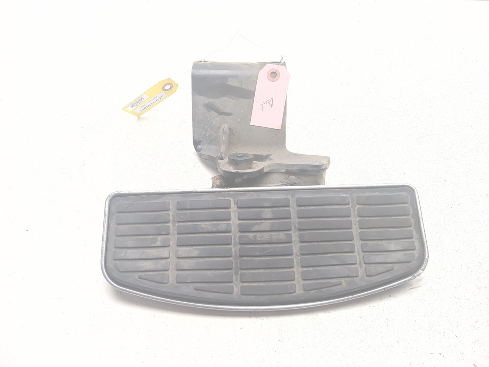 13-19 Suzuki VL1500 Boulevard C90T Front Left Floorboard Floor Board