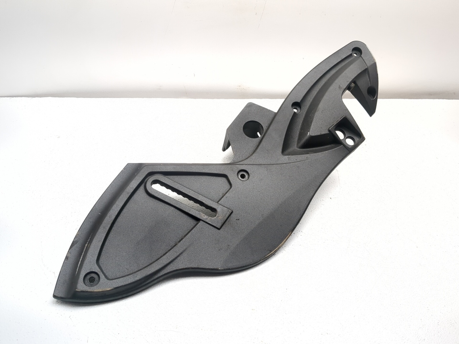 14-19 Can Am Spyder Rt SE6 Front Right Floorboard Foot Support Mount Bracket
